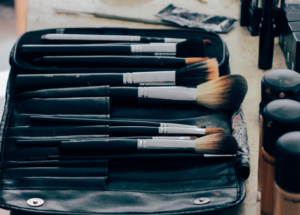 types of makeup brushes